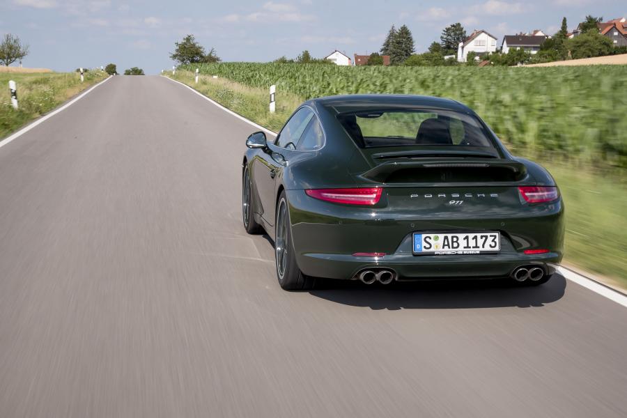 Porsche 911 Club Coupe 2012 года  (фото 4 из 16)
